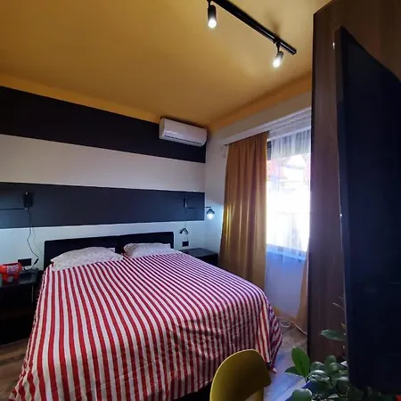 Helga's Sunset アパート *