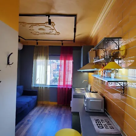 アパート Helga's Sunset ティラナ