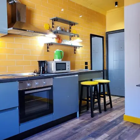 Lägenhet Helga's Sunset Tirana